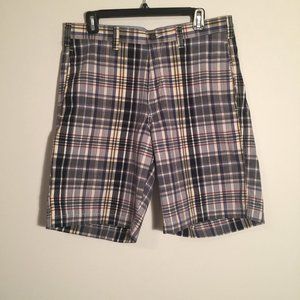 Savane Men's Plaid Shorts Flat Front Size 32
